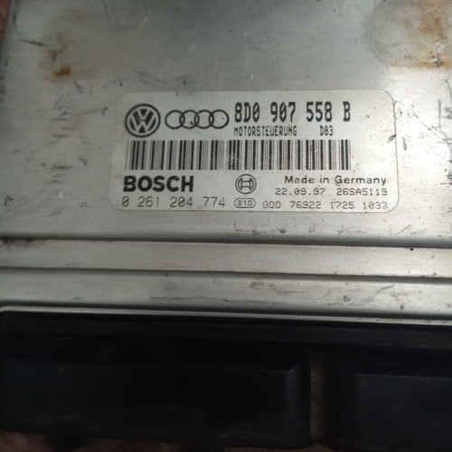 Computer Audi A4 Vw Passat B4 B5 1.8i 1998 used 8D0907558B 0261204774
