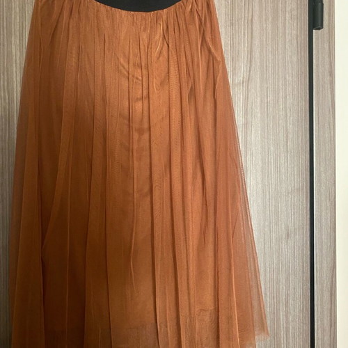 Tutu skirt XL like new, brown