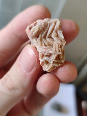 Morocco barite new, pink/white sugar color