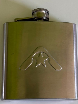 Resistance 3: Survivor Edition Hip Flask σαν καινούργιο