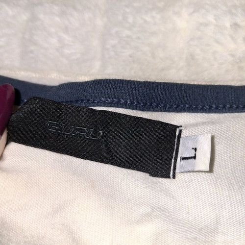 Long-sleeve shirt used, white and blue, size L