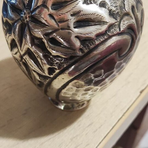 Silver-plated vase with handmade carving used