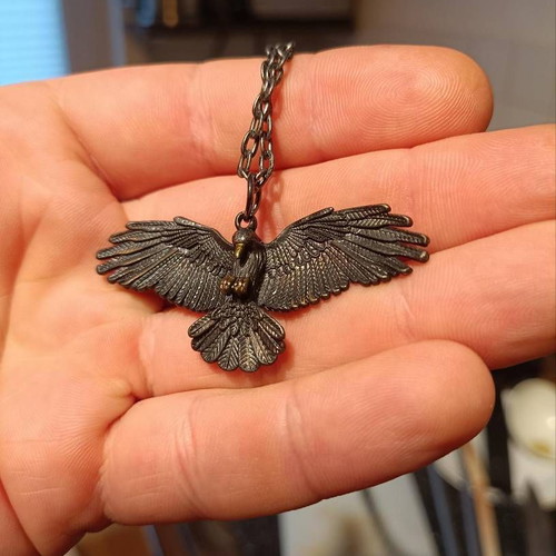Flying Eagle pendant necklace new, antique silvery