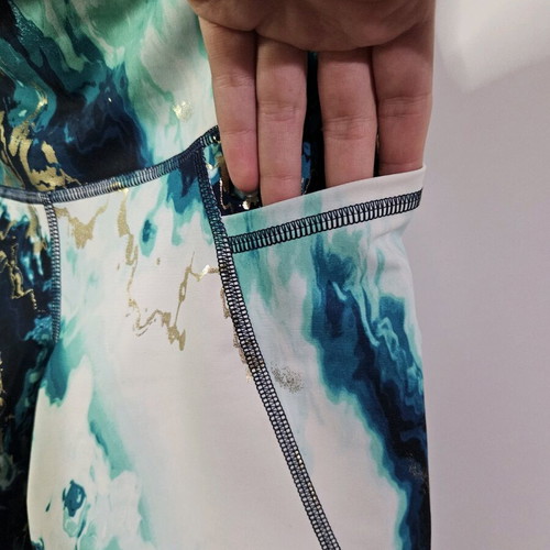 Biker shorts με μαρμάρινο σχέδιο και τσέπες Old Navy σαν καινούργιο