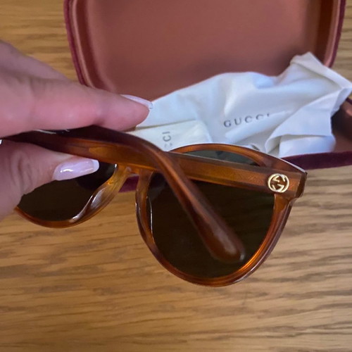 Gucci sunglasses used in very good condition