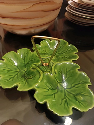 Vintage glass fondant dish with three leaves, like new, green