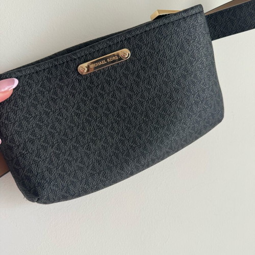 Michael Kors Fanny Pack belt bag like new