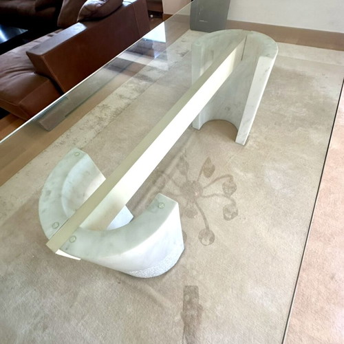 Monumental marble dining table for 10 people with special glass