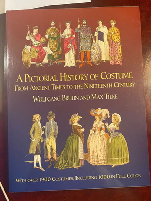 A pictorial History of Costume σαν καινούργιο, αγγλικά