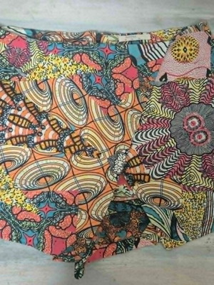 Bershka skirt-shorts size 38 like new, multicolor
