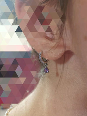 Silver S 925 earring like new with purple crystal teardrop