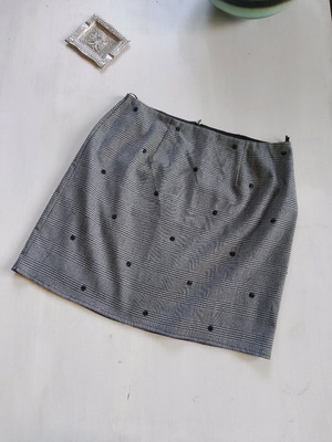 Ckontova skirt size M checked black and grey, like new