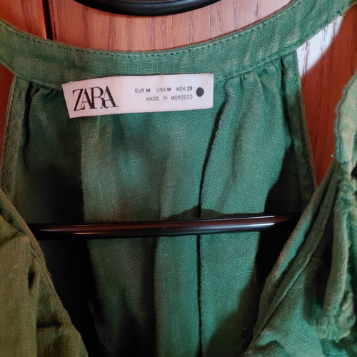 Zara green linen top with ruffles medium, like new