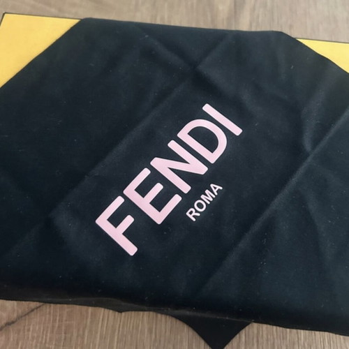 Fendi sunglasses beige old money style