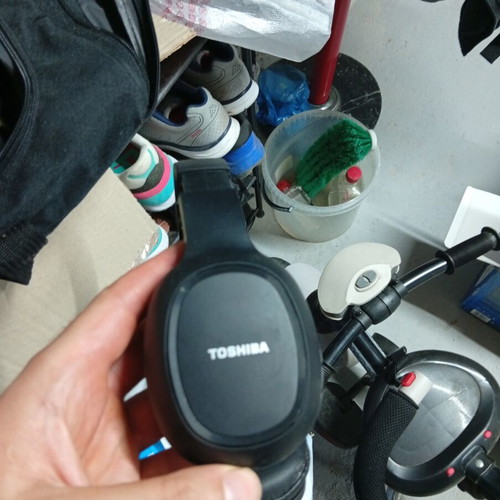 Безжични слушалки употребявани с Bluetooth връзка