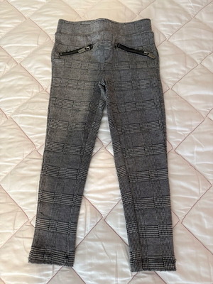 Orchestra pants/leggings used for 4-year-old girl gray