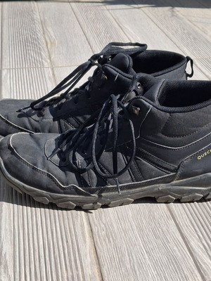 Quechua ορειβατικά μποτάκια μαύρα Νο 46 μεταχειρισμένα
