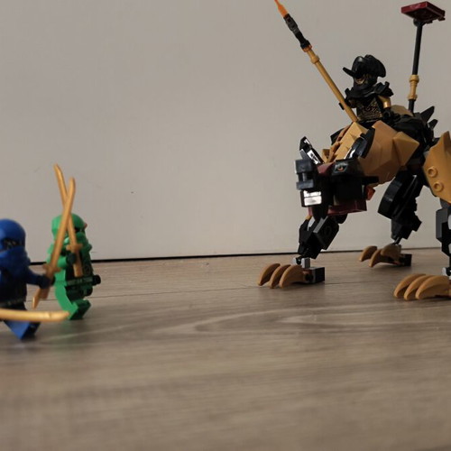 LEGO Ninjago Imperium Dragon Hunter Hound set 71790 with instructions