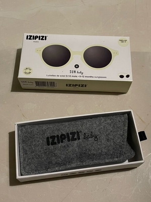 Izipizi baby sunglasses 0-12 months white, like new