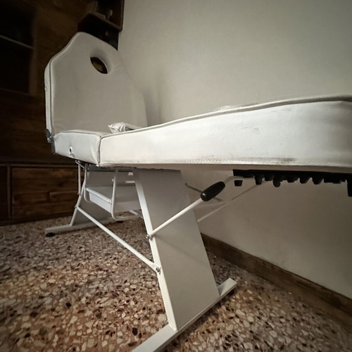 Aesthetic chairs used, set of 2, hydraulic and manual