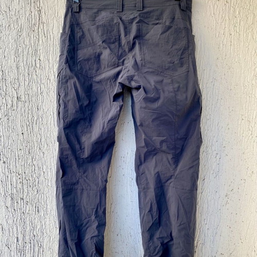 Arc'teryx pants like new, blue
