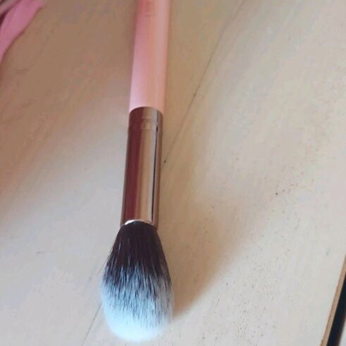 Lucie brush for highlighter new, unused