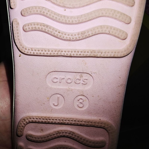 Crocs sandals used, size 34-35 for girls