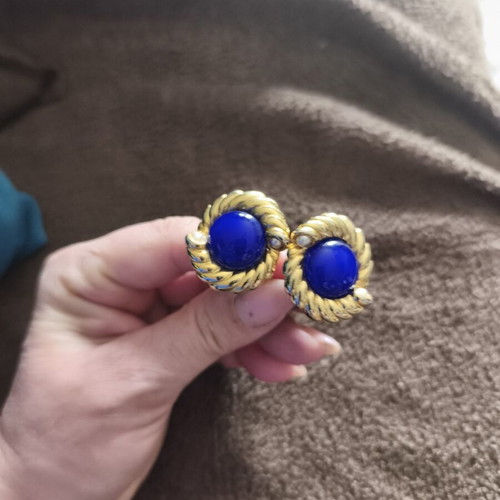 Earrings gold with blue stone new condition