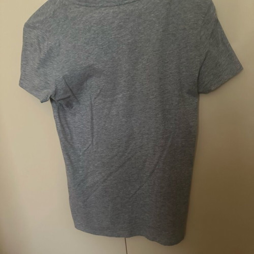 Juicy Couture gray short-sleeve t-shirt used with sequins