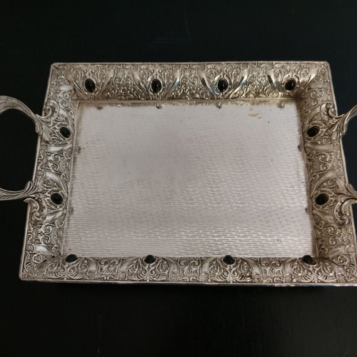 Decorative tray set with bottle, glasses, two hearts and napkin holder