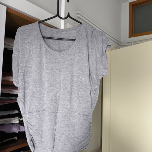 Gray blouse like new, sizes S and M