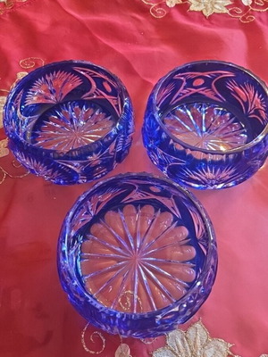 Crystal bowls electric blue for nuts, new