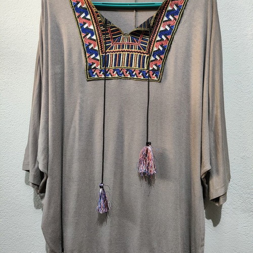 Boho blouse gray-beige with colorful embroidery and tassels like new