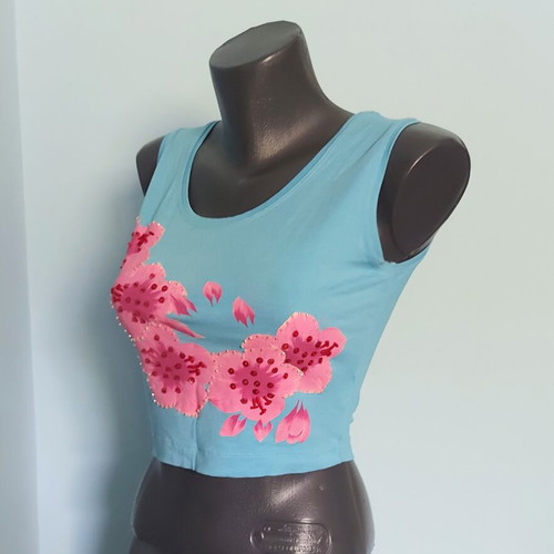 Danza Lycra Women's Top like new, unisize with sequins