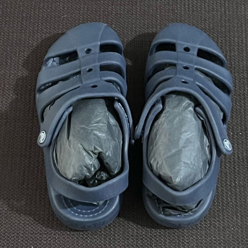 Crocs Kids Sandals new, size C12 (29/30), blue