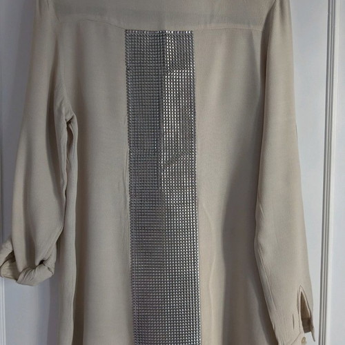 Free Quent shirt used XS