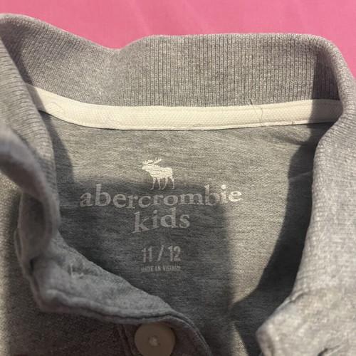 Abercrombie & Fitch short sleeve shirts for boys 9-10 years, slim fit, pack of 2