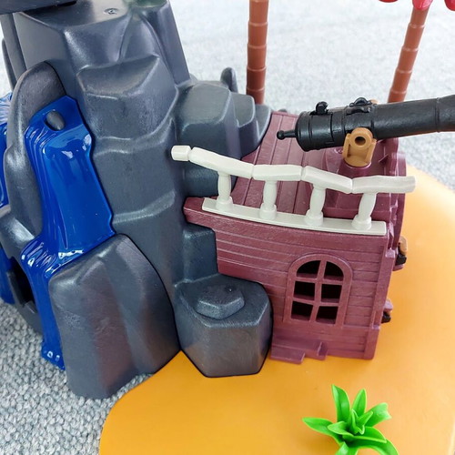 Playmobil set Code 6679 like new with box