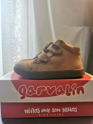 Garvalin children's shoes used, leather boots size 26 beige