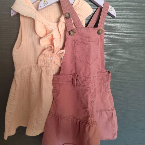 Two dresses for girls 2.5-3 years like new, cotton fabrics