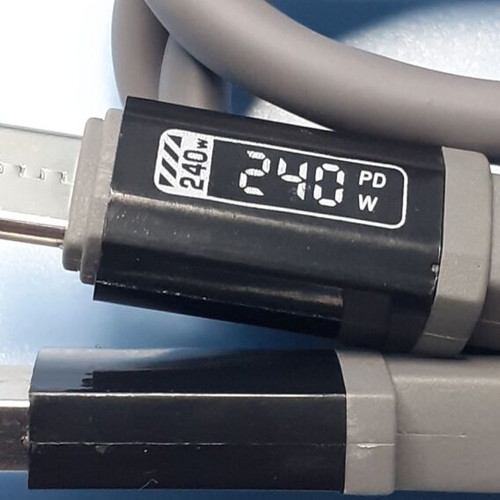 USB to Type-C Cable 240W 1m with LED Digital Display new
