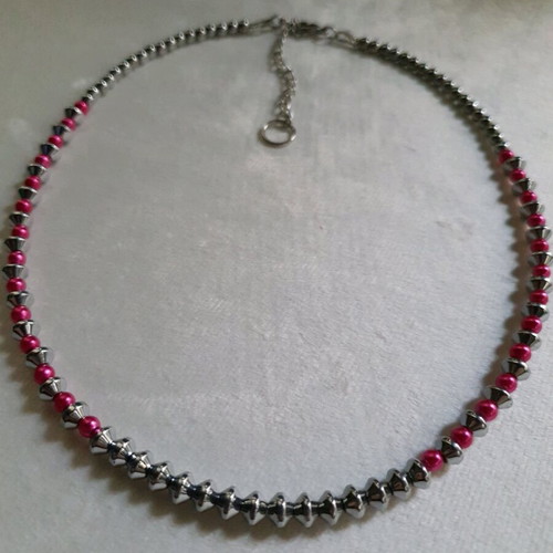 Beaded necklace with natural silver hematite and pink glass pearls, new