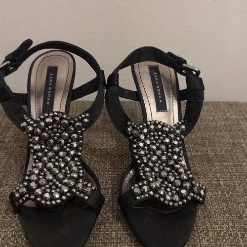 Zara sandals new, size 37, black and silver