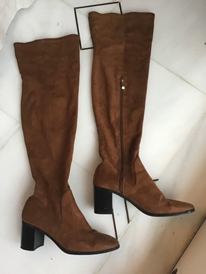 Over-the-knee suede boots camel color, new, size 40