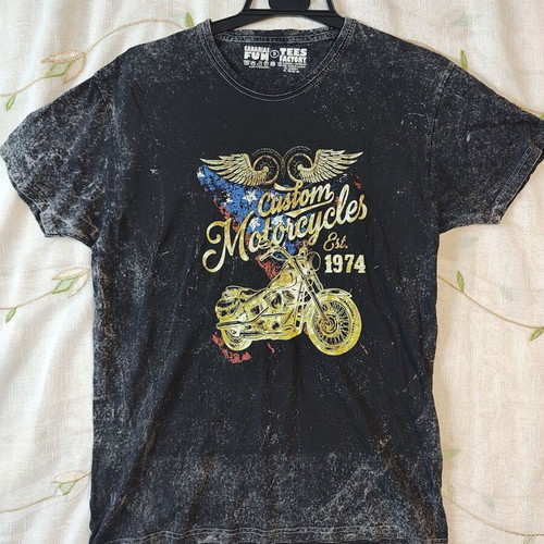 Men's T-shirt Custom Motorcycles size S like new, black acid wash