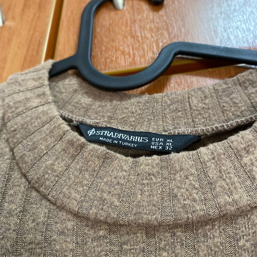 Φόρεμα μπεζ μακρύ Stradivarius καινούργιο με σκίσιμο στο πλάι, μέγεθος XL