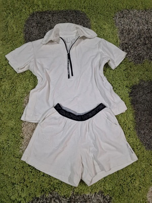 Carin Wester Sweden women's towel set with oversized shorts and top, size M