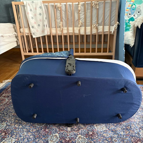 Giordani bassinet new in excellent condition