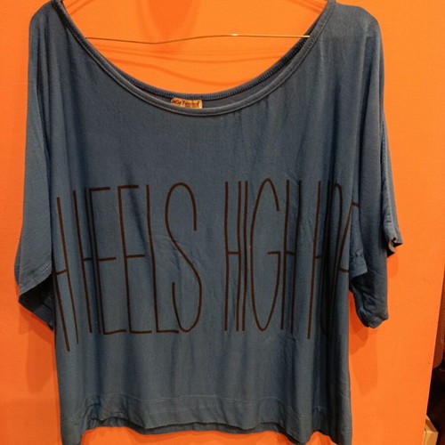 Women's blue t-shirt used, one size