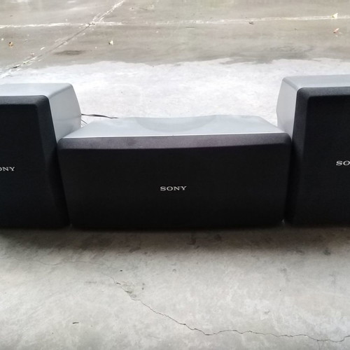 Sony speakers used, set of 3 with powerful sound